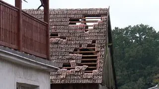 Grad zerwał dachy w powiecie zielonogórskim
