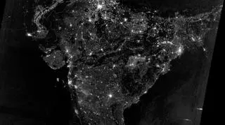 Indie widziane nocą. Zdjęcie wykonano 12 listopada / NASA