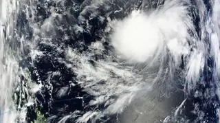 Jelawat jako burza tropikalna - zdjęcie satelitarne z 20 września (NASA/Goddard/MODIS Rapid Response Team)