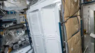 Kabina łazienkowa na ISS (NASA)