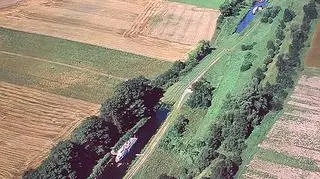 Kanał Elbląski jest najdłuższym kanałem żeglugowym w Polsce (Wikipedia)