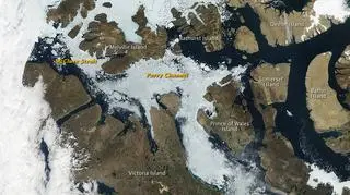 Lodowa zapora w Kanadzie - Sateliat Aqua/NASA