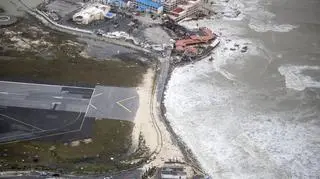 Lotnisko na wyspie Sint Maarten/Saint-Martin nieczynne po ataku Irmy