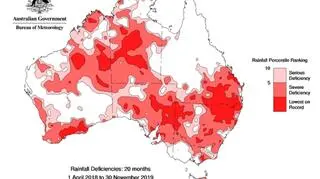 Mapa niedoborów deszczu w Australii w ciągu ostatnich 20 miesięcy (Bureau of Meteorology)