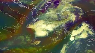 "Medikan" na zdjęciach satelitarnych - sobota godzina 10