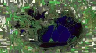 Mokradła Cheyenne Bottoms z 18 czerwca 2010 r. (earthobservatory.nasa.gov)