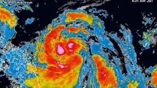 Nesat zagraża Filipinom/wunderground.com