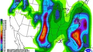 Niż nasuwający się na USA/NOAA