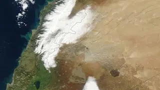 Obfite opady śniegu w Libii i Syrii (NASA/MODIS)