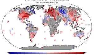 Odchylenia od średniej temperatury w maju (średnią wyliczono na podstawie danych z lat 1981-2010) (NOAA)