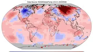 Odchylenie średniej temperatury lądu i oceanów w kwietniu 2020 od normy z lat 1981-2011 (NOAA)