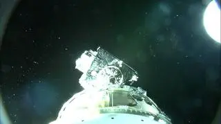 Oddzielenie się w kosmosie satelity od rakiety Atlas V