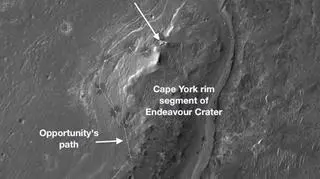 Opportunity w pobliżu karatera Endeavour (NASA)