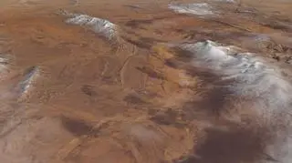 Ośnieżona Sahara w okolicy Ain Sefra
