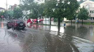 Ostrów Mazowiecka - centrum miasta pod wodą (Kontakt 24/Magdalena)