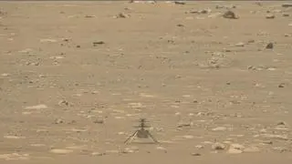 Perseverance uchwycił na zdjęciu drona Ingenuity (NASA/JPL-Caltech/ASU/MSSS)