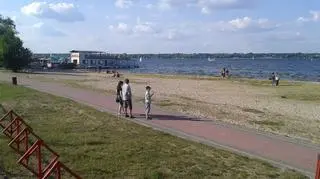 Plaża miejska w Nieporęcie / fot: hiuppo, Wikipeda (CC BY-SA 3.0)