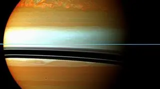 Podkolorowany wizerunek burzy na Saturnie (NASA/JPL-Caltech/Space Science Institute)