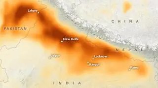 Poziom zanieczyszczenia powietrza w Indiach (Joshua Stevens/NASA Earth Observatory)