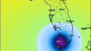Prognoza pola ciśnienia atmosferycznego w Irmie na godzinę 9 rano czasu CDT (lokalnego Florydy) w niedzielę 10.09.2017