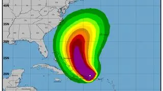 Prognozowana prędkość wiatru w huraganie Maria (NHC/NOAA)