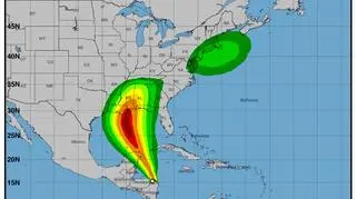 Prognozowana siła wiatru burzy tropikalnej Nate (NHC)