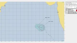 Prognozowana trasa przejścia cyklonu "Siedem" (Joint Typhoon Warning Center)