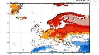 Prognozowane odchylenie od temperatury w kwietniu (NOAA)