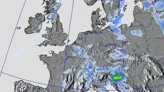 Prognozowane opady nad Polską w czwartek, godz. 11 / niederschlagsradar.de