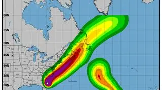 Prognozowane opady w Dorianie (NHC)