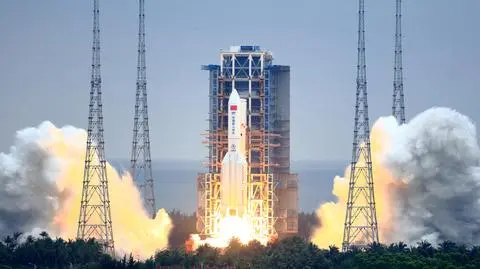 Rakieta Długi Marsz 5B (VCG/VCG via Getty Images)