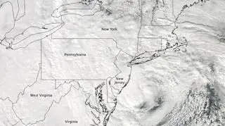 Sandy zbliżająca się do wybrzeża USA, wczesny wieczór 29.10 (NASA/Jeff Schmaltz, LANCE MODIS Rapid Response Team at NASA GSFC)