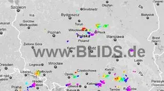Ścieżka burz nad Polską (godz. 18.15-20.15) (blids.de)