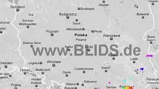 Ścieżka przechodzenia burz nad Polską w godzinach 16