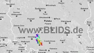 Ścieżka przechodzenia burz nad Polską w godzinach 18.00-20.00 (blids.de)