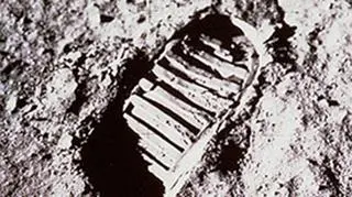Ślad pozostawiony przez Amerykanów na Księżycu (NASA)