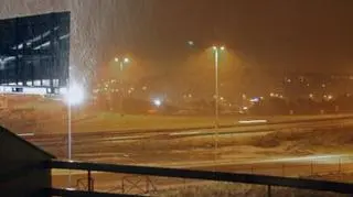 Śnieg spadł też w Gdyni (Kontakt 24/YONKERS)