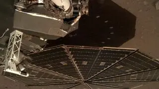 Sonda InSight przysłała zdjęcia z Marsa