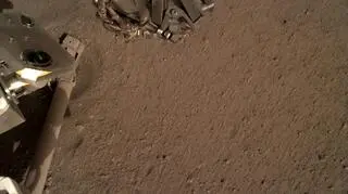 Sonda InSight przysłała zdjęcia z Marsa