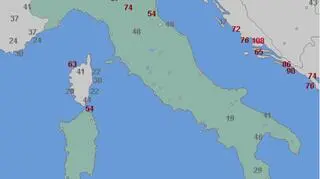 Średnia prędkość porywów wiatru we wtorek (weteronline