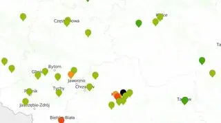 Stężenie pyłu PM10 na południu Polski o godzinie 16,30 (GIOŚ)