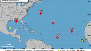 Sytuacja pogodowa na Atlantyku (NHC)
