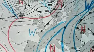 Sytuacja synoptyczna na niedzielę