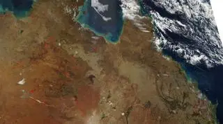 Tak płonie północno-wschodnia Australia/NASA