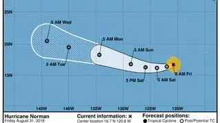 Trasa huraganu Norman - stan z piątku z godziny 21.00 (NOAA)
