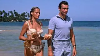 Ursula Andress i Sean Connery na planie filmu "Doktor No" (MGM_United Artists)