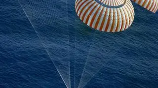 W kapsule do Pacyfiku (NASA)