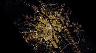 Warszawa nocą