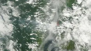 Widok na Nyamuragira z 16 listopada (NASA)