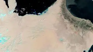 Widok satelitarny z 9 kwietnia 2012 roku (NASA)